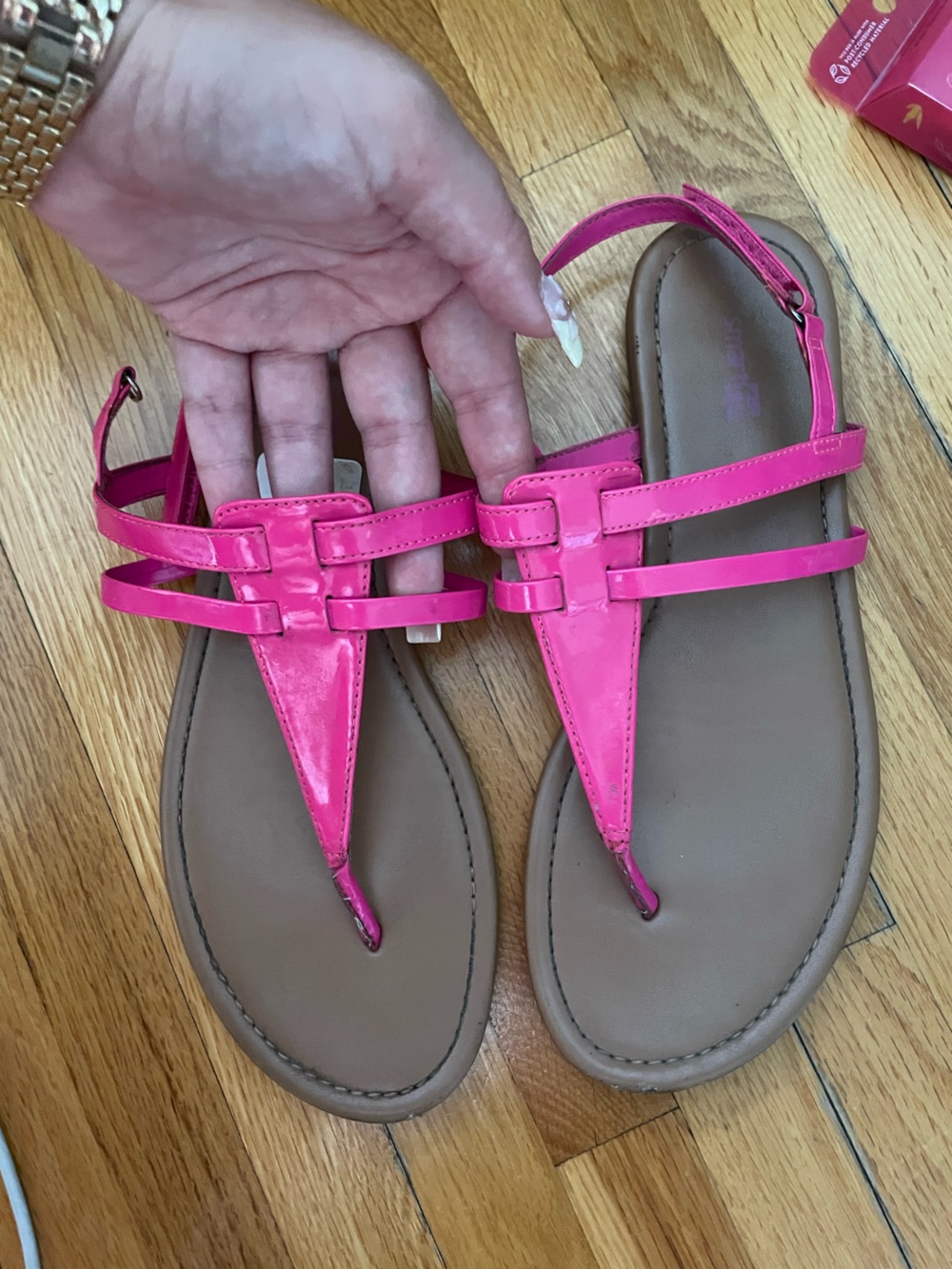 Women’s Hot Pink Patent Thong Sandals